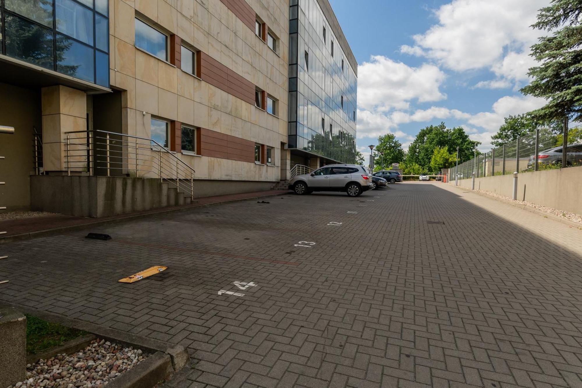 Ale Jerozolimskie Aparthotel