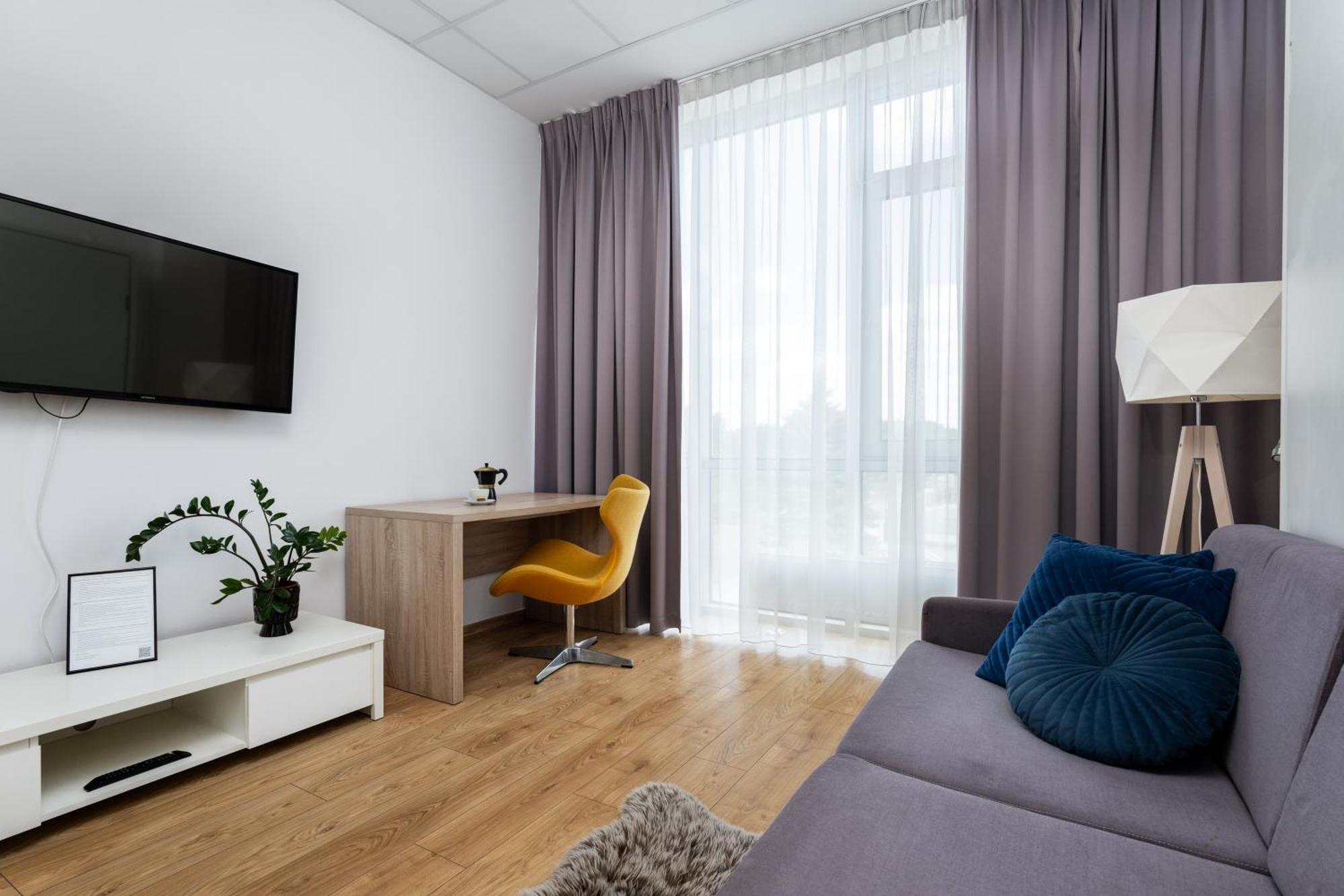 Aparthotel Ale Jerozolimskie *